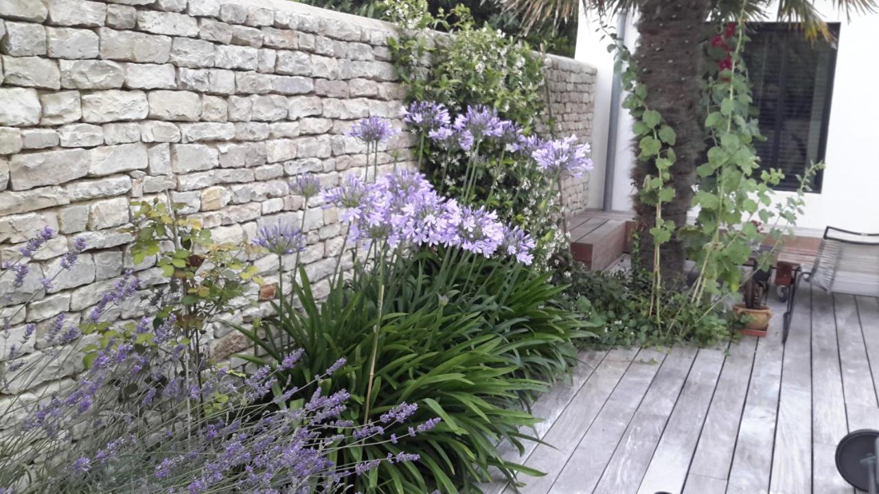 Les Jardins De Clerjotte Bed & Breakfast Saint-Martin-de-Ré Екстериор снимка