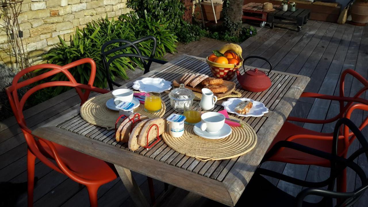 Les Jardins De Clerjotte Bed & Breakfast Saint-Martin-de-Ré Екстериор снимка