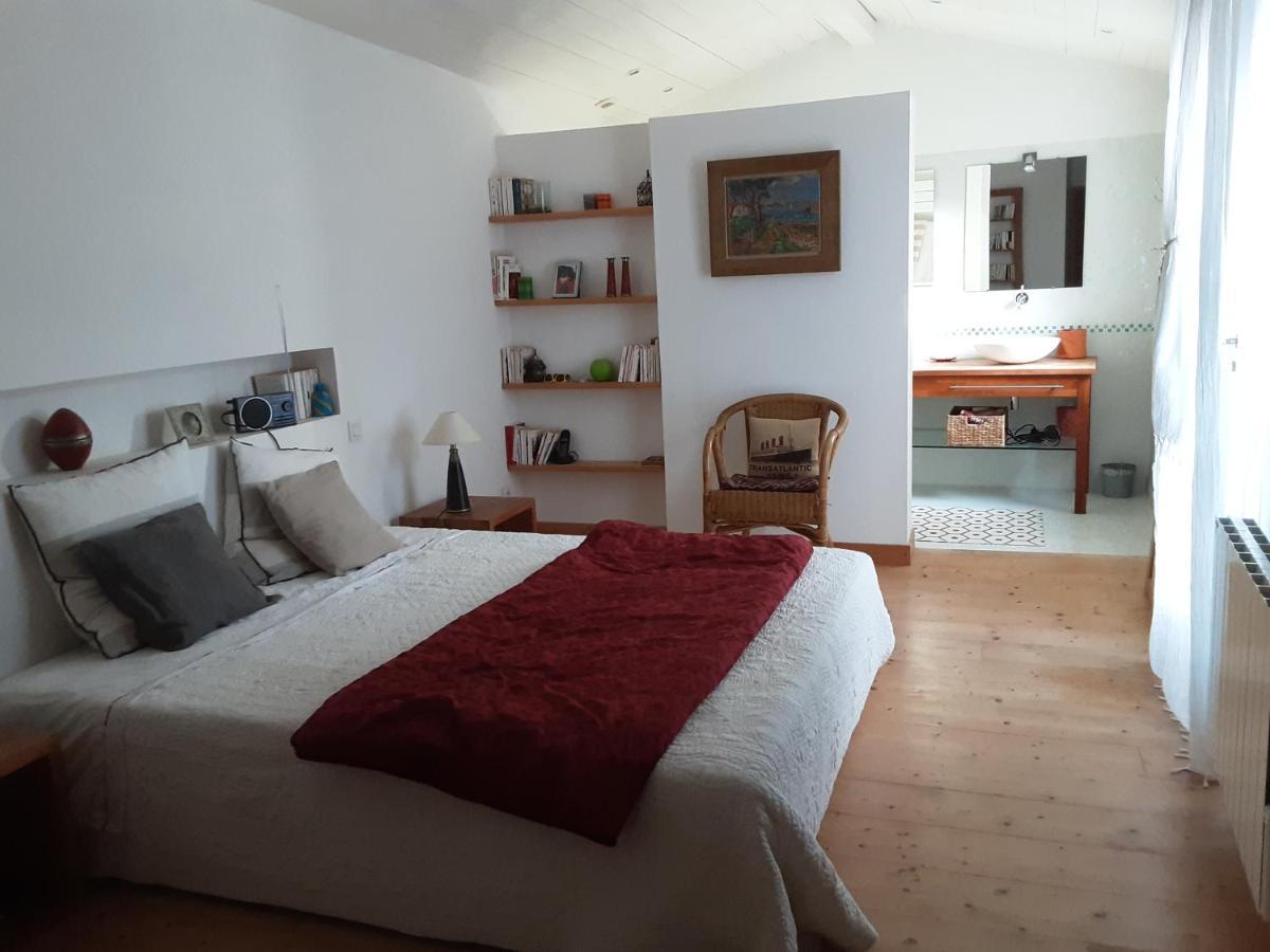 Les Jardins De Clerjotte Bed & Breakfast Saint-Martin-de-Ré Екстериор снимка